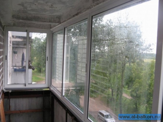 Остекление балкона в ЮЗАО - фото 2